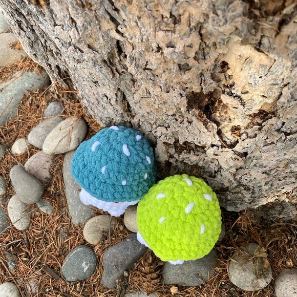 Chonky Mushroom Boi - Picture 4 of 8